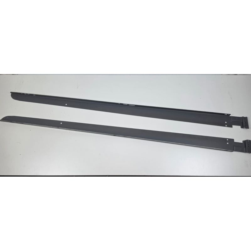 Lot de 2 equerres de fixations pour volets roulants VELUX V21 en hauteur 140 cm