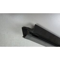 Glissiére rail droite pour volet roulant VELUX V22 en hauteur 118 xm
