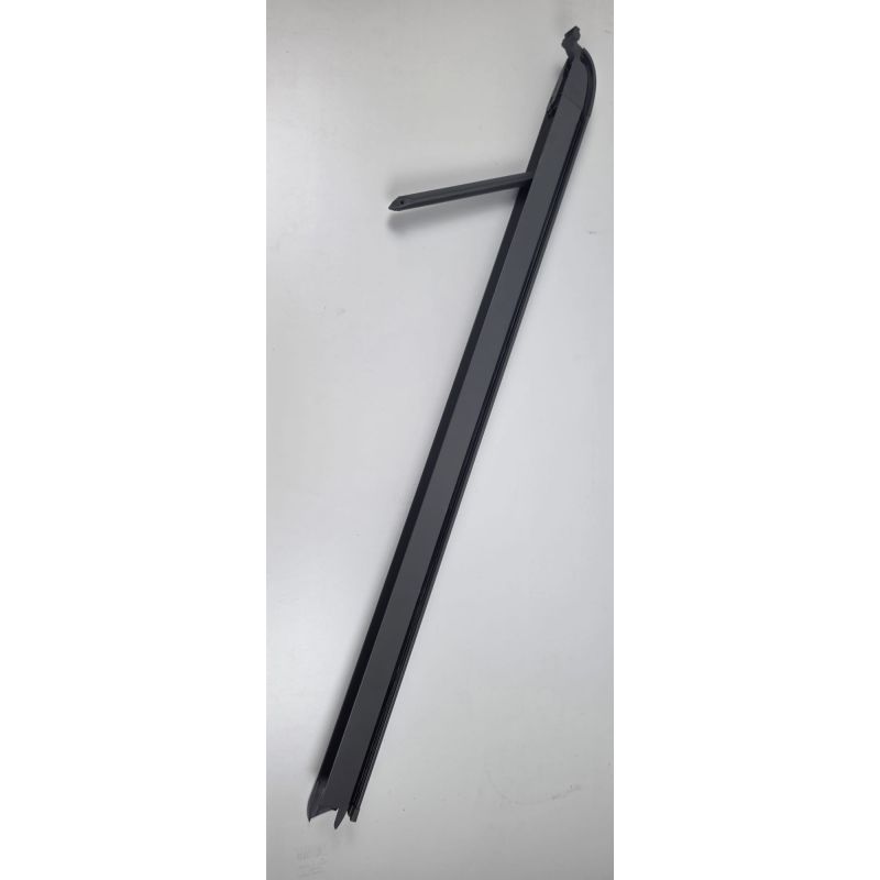 Glissiére rail droite pour volet roulant VELUX V22 en hauteur SK06