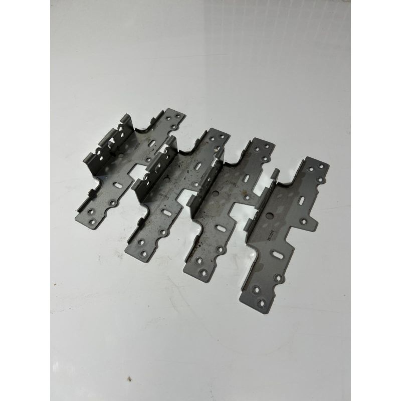 Lot de 4 pattes equerres de fixation pour velux V22