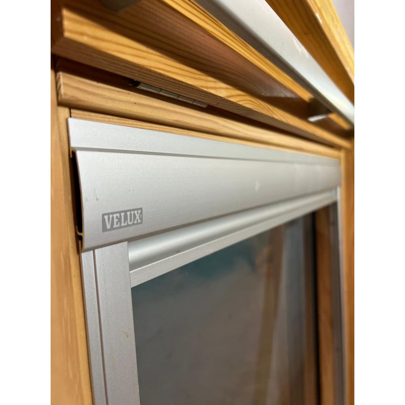Store velux DKL M04